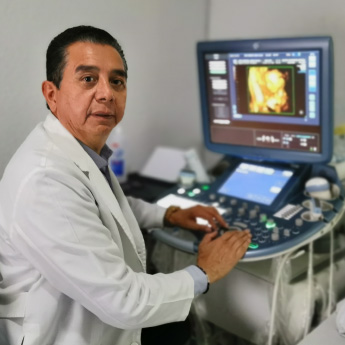 Dr.Edgardo Benítez Ramírez